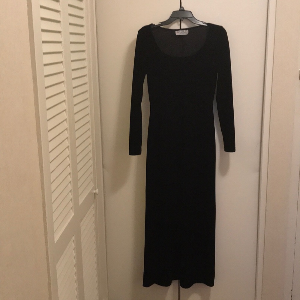 Stretch maxi velvet dress